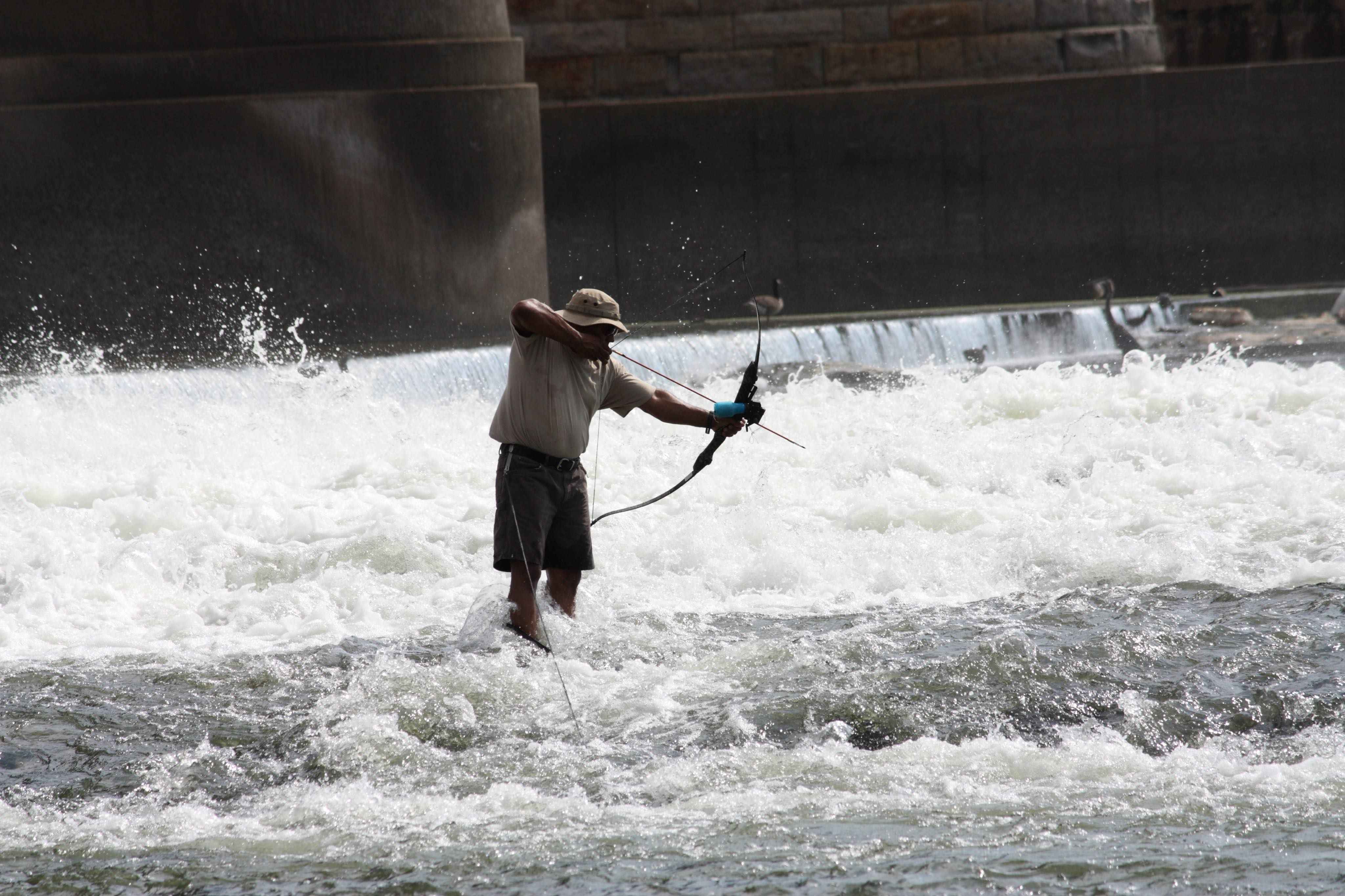 Bowfishing